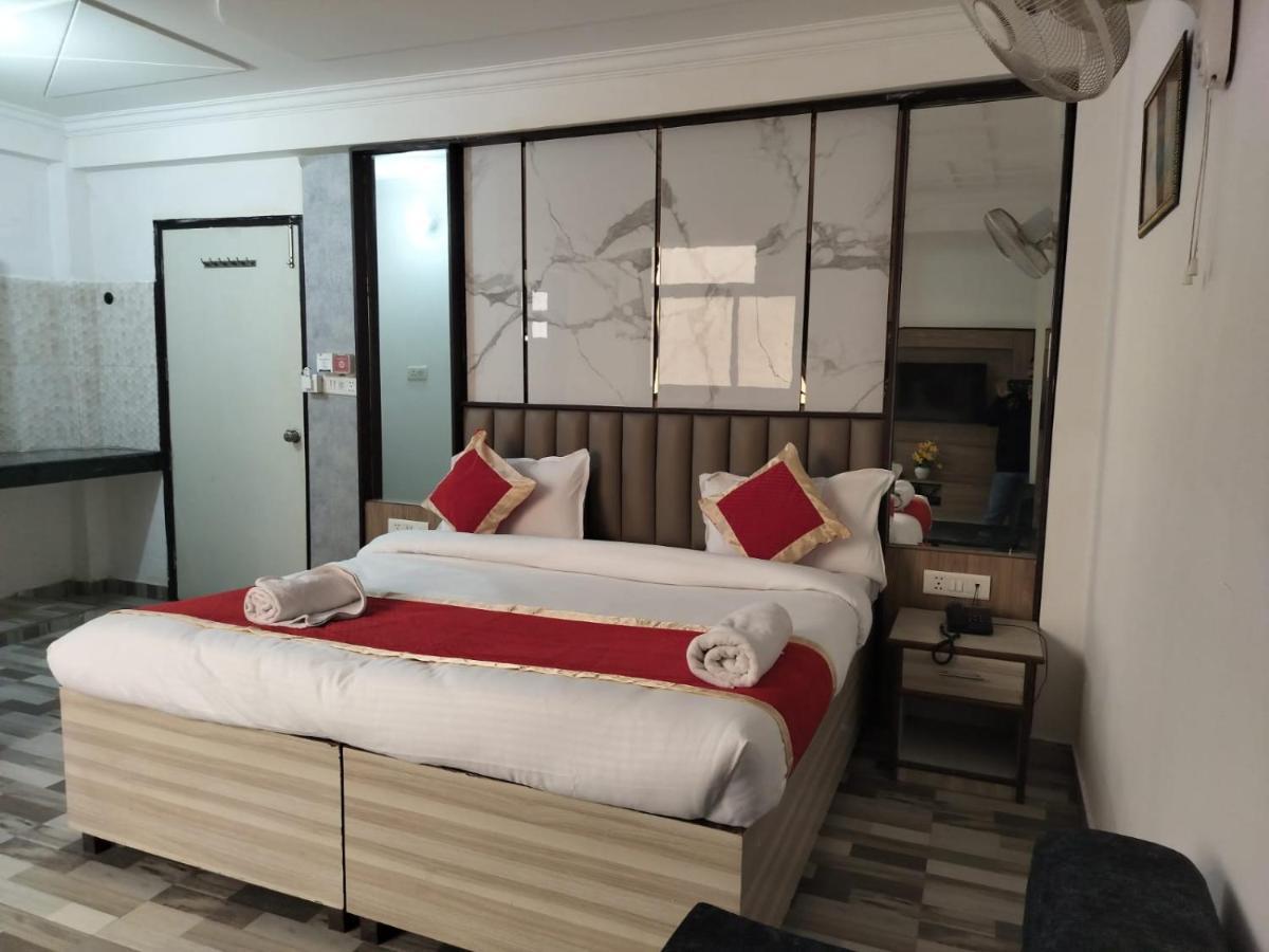 Hotel Clink New Delhi Airport Ngoại thất bức ảnh