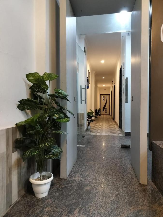 Hotel Clink New Delhi Airport Ngoại thất bức ảnh