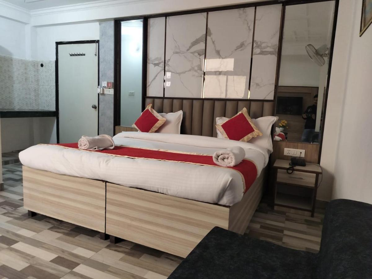 Hotel Clink New Delhi Airport Ngoại thất bức ảnh