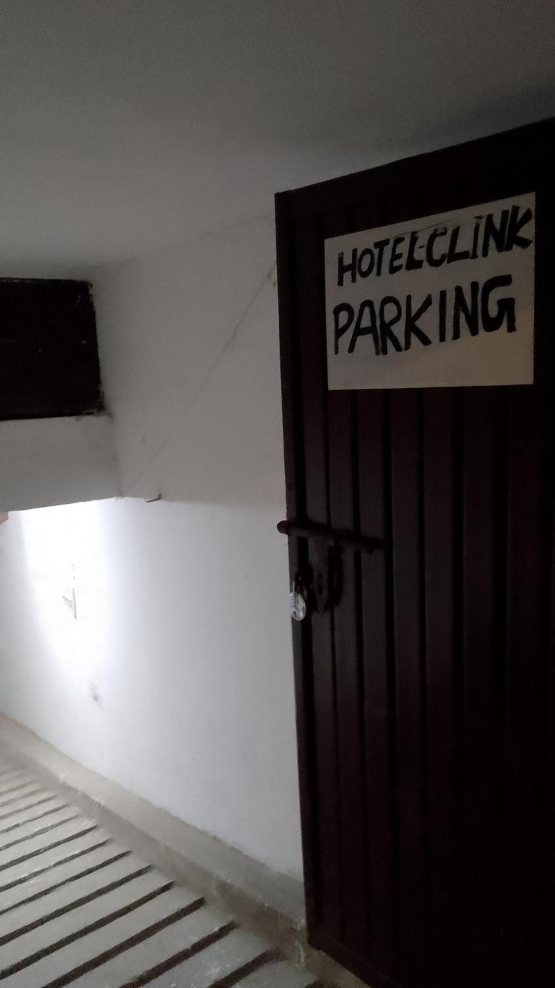 Hotel Clink New Delhi Airport Ngoại thất bức ảnh