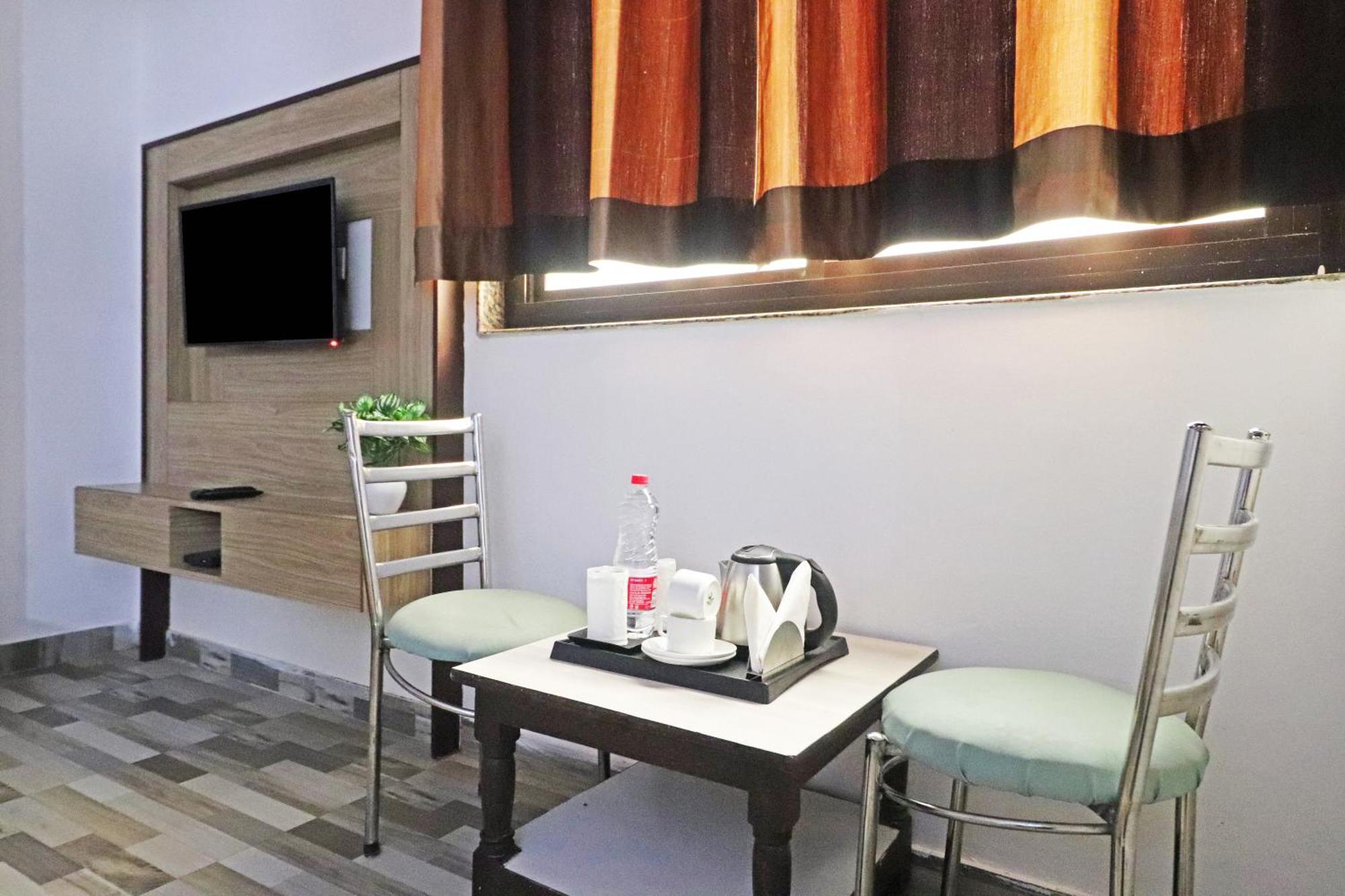 Hotel Clink New Delhi Airport Ngoại thất bức ảnh