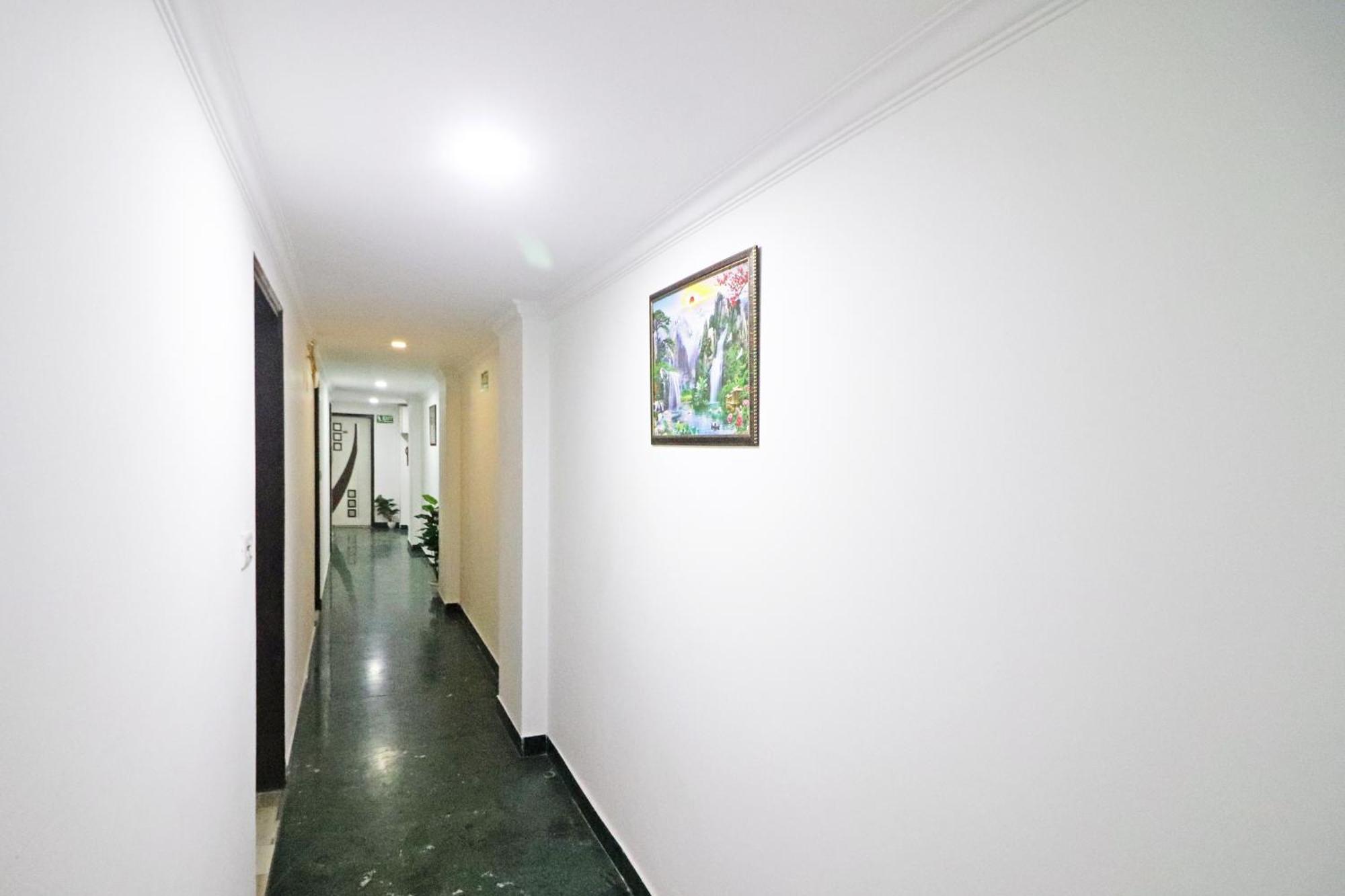 Hotel Clink New Delhi Airport Ngoại thất bức ảnh