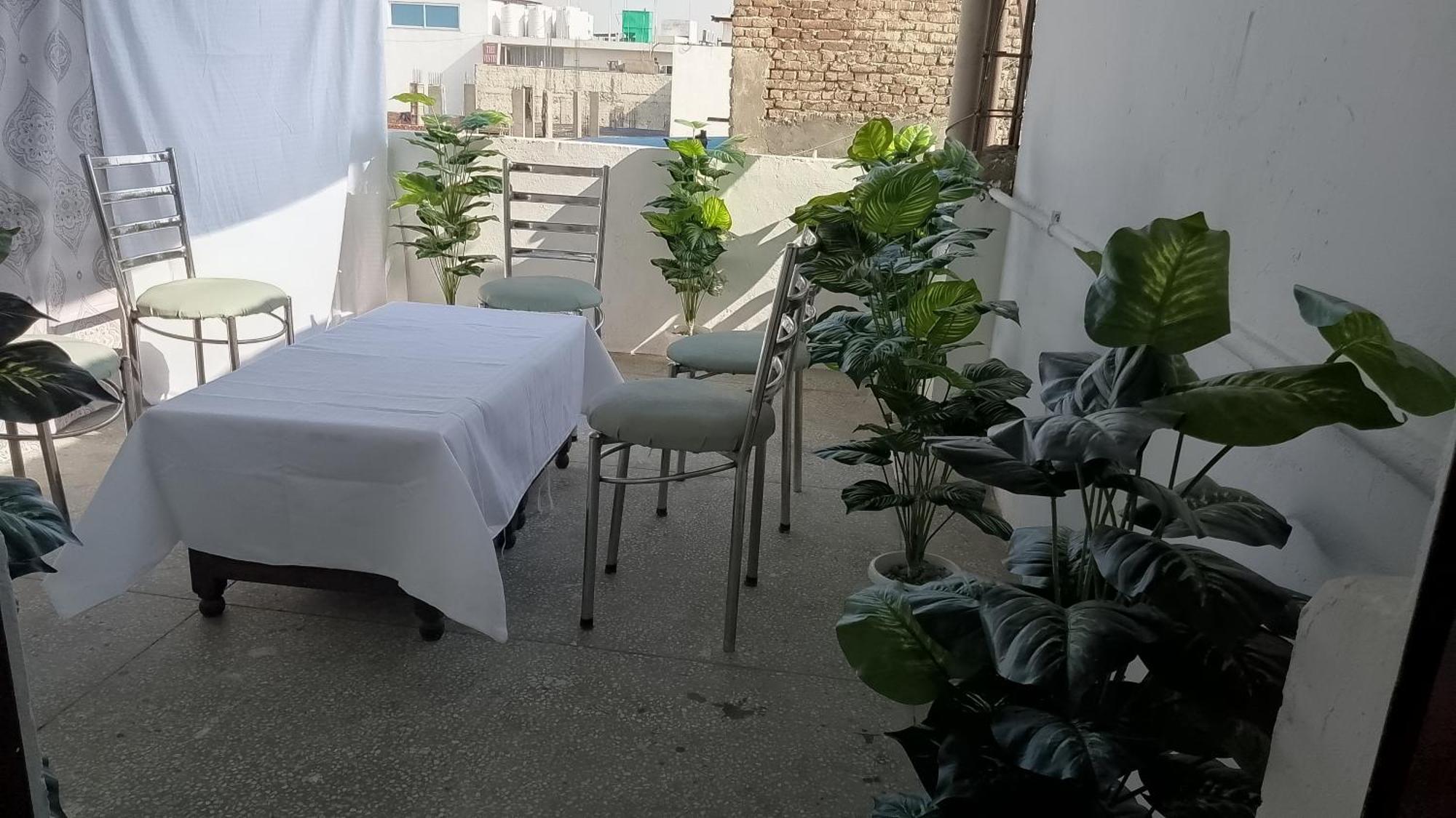 Hotel Clink New Delhi Airport Ngoại thất bức ảnh