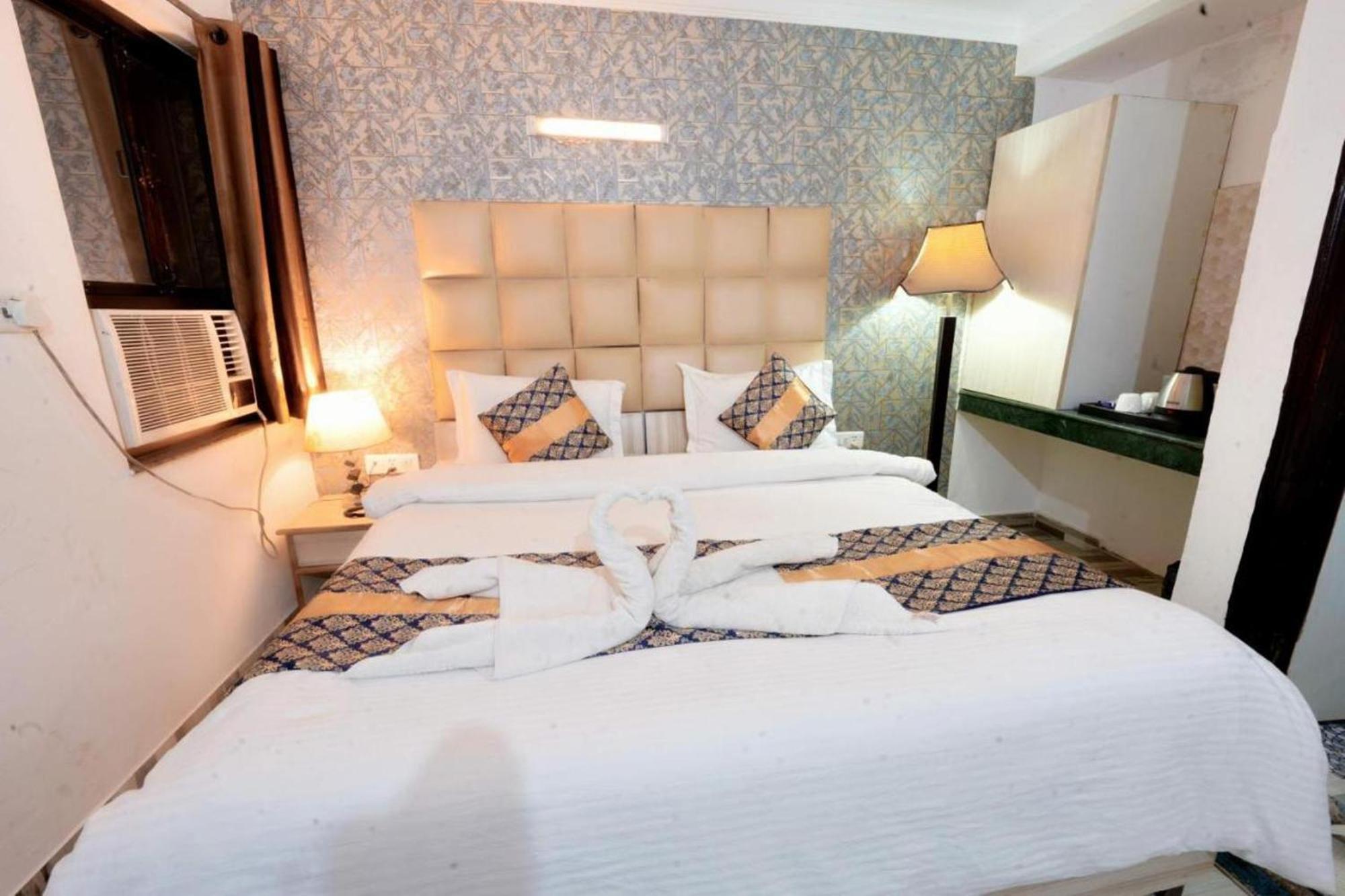 Hotel Clink New Delhi Airport Ngoại thất bức ảnh
